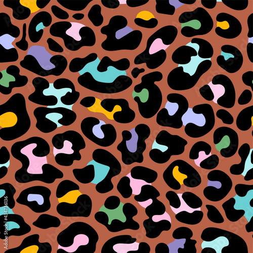 Leopard pattern design - funny drawing seamless pattern. Animal print. Modern colorful fashion design. Happy colors.