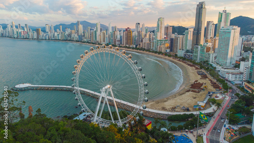 Roda gigante em Balneário Camboriú