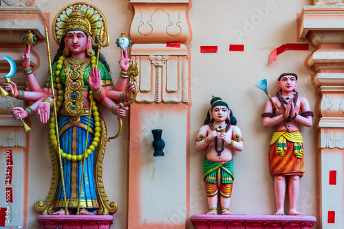 Colourful statues of Hindu ...