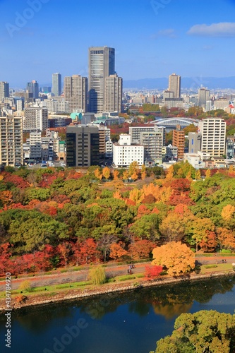 Fototapeta Naklejka Na Ścianę i Meble -  Osaka city autumn skyline