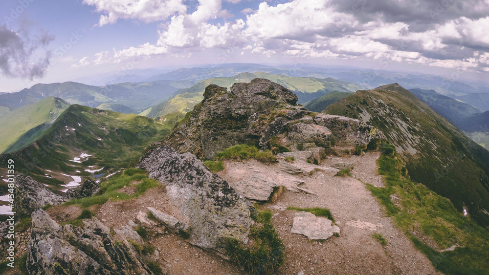 Fototapeta premium Muntii Rodnei - Varful Ineu