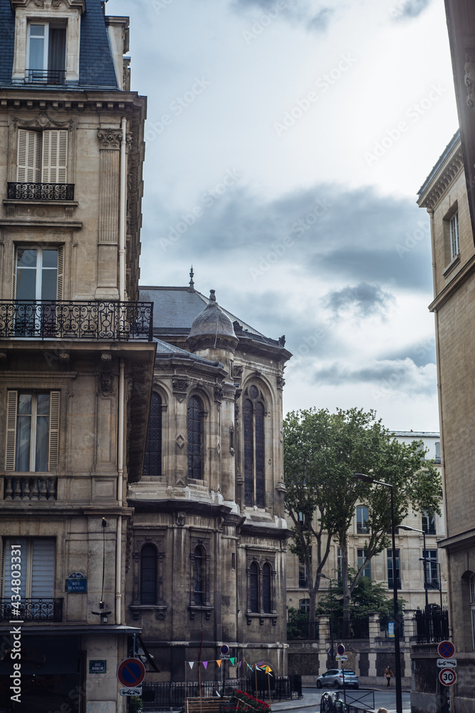 facades of the buildings in Paris showing Haussmann architecture