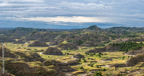 Fototapeta Naklejka Na Ścianę i Meble -  Sunrise at the Makoshika State Park in Montana - Badlands