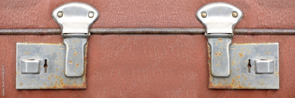 Old Trunk Lock Background. Close-up Of Lock On Retro Suitcase. Travel Wide Texture Or Banner Old Trunk Lock Background. Close-up Of Lock On Retro Suitcase. Travel Wide Texture Or Banner