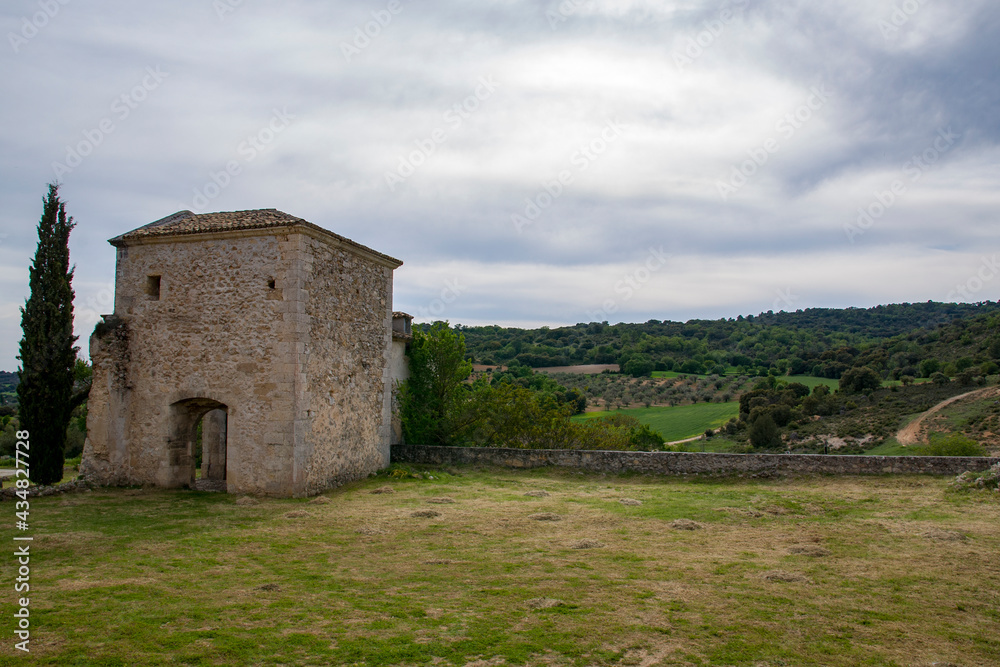 Monasterio de Monsalud es un conjunto monástico cisterciense construido en la segunda mitad del siglo XII ,Córcoles, Guadalajara, Castilla la Mancha. España