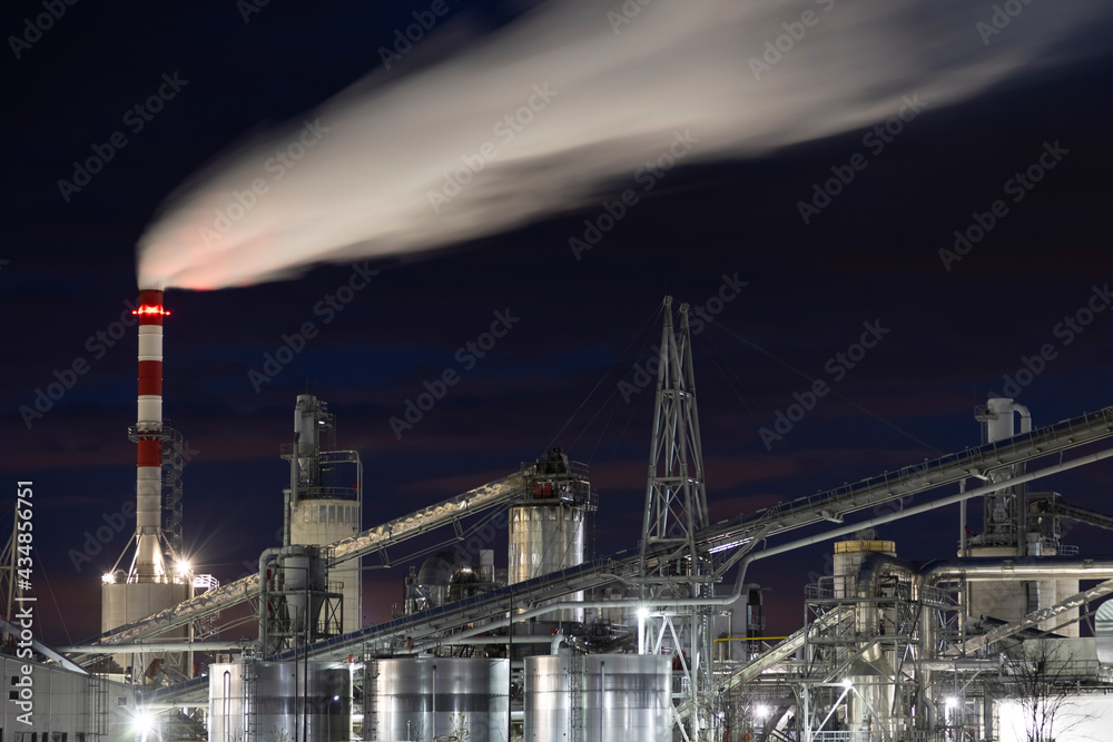Fototapeta premium view of modern factory at night, modern safety illumination