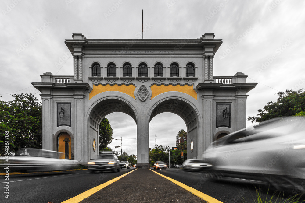 Obraz premium Archs of guadalajara in Jalisco, Mexico