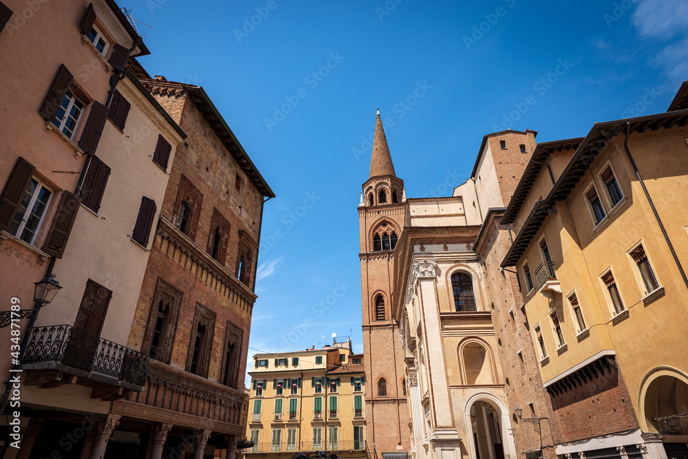 Basilica and Cathedral of Sant’Andrea (Saint Andrew) in Renaissance, Baroque and Gothic style (1472-1732) in Mantua downtown, Piazza delle Erbe, Lombardy, Italy, southern Europe.