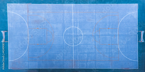 Vista aérea de un campo de futbol sala azul  © Ezequiel Martínez