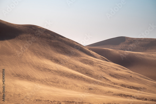 Beautiful desert scenery  richly detailed natural background pictures  located in the Badain Jaran Desert  Inner Mongolia  China.