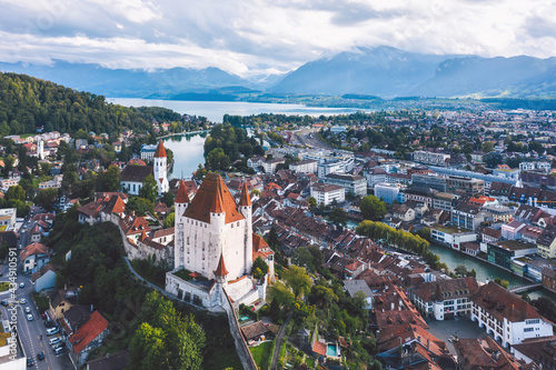 Obraz na płótnie Thun, Switzerland w salonie