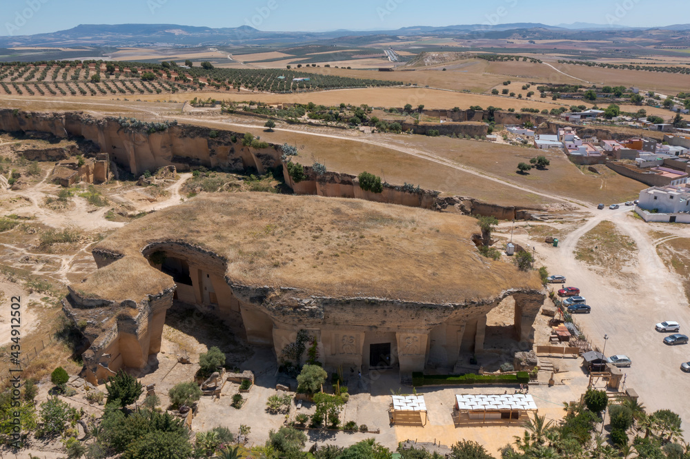 vista aérea del coto de las canteras en el municipio de Osuna, Andalucía