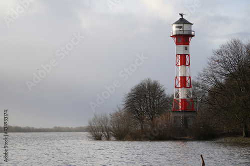 Unterfeuer in neuer Farbe am Elbstrand Wittenbergen photo