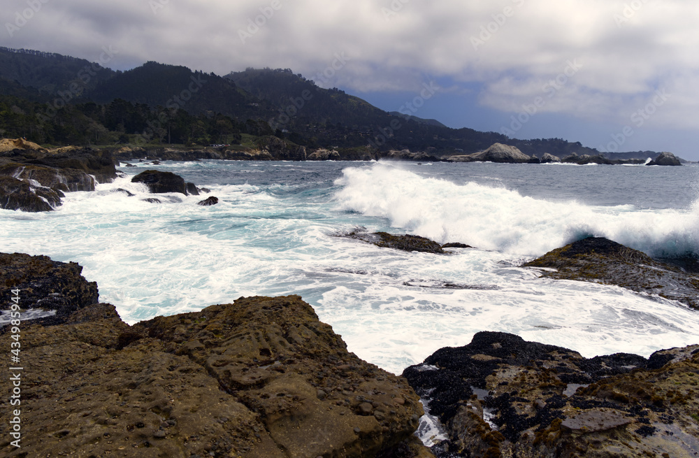 Point Lobos - Waves in the Bay