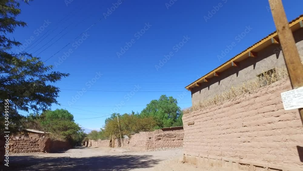 Recorriendo las Calles de San Pedro de Atacama - Chile