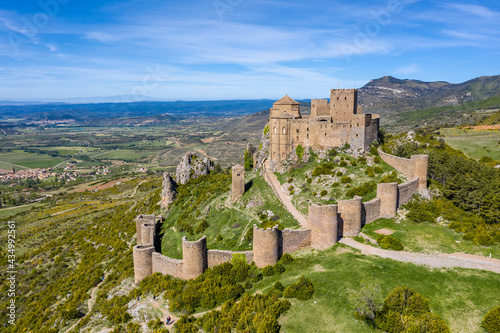 Fotografi Loarre Castle romanesque defensive fortification medieval romanic Huesca Aragon