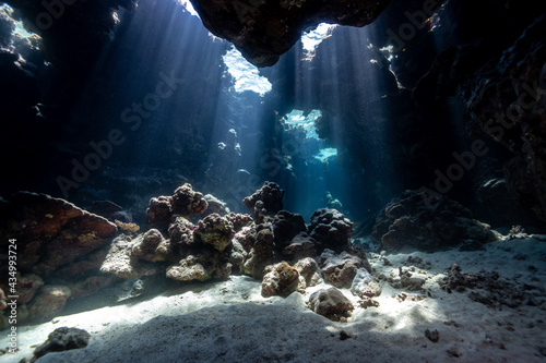 Fototapeta Naklejka Na Ścianę i Meble -  cave in the cave