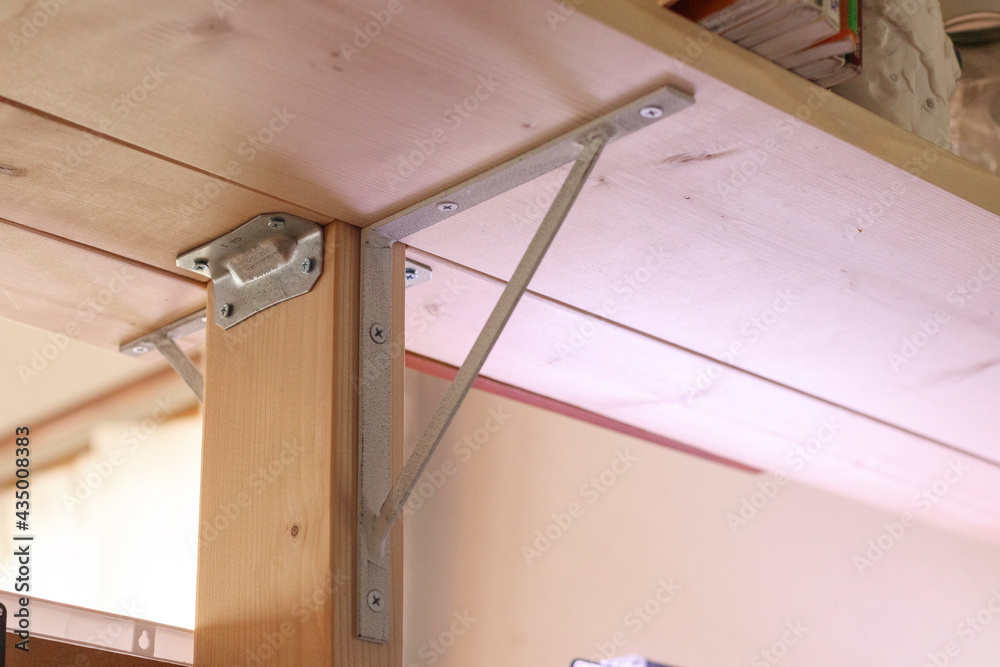 Obraz premium DIY 2x4 材の接続金具