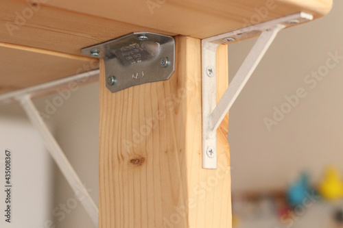 DIY 2x4 材の接続金具