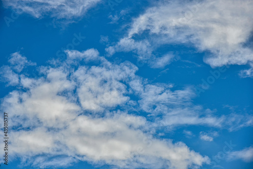 Fototapeta Naklejka Na Ścianę i Meble -  Beautiful white clouds on blue sky background.