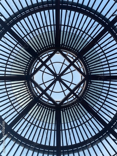 Symmetrical photo of the glass dome