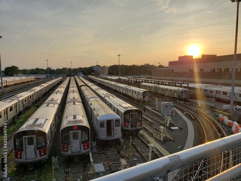 Naklejka premium railway station at sunset