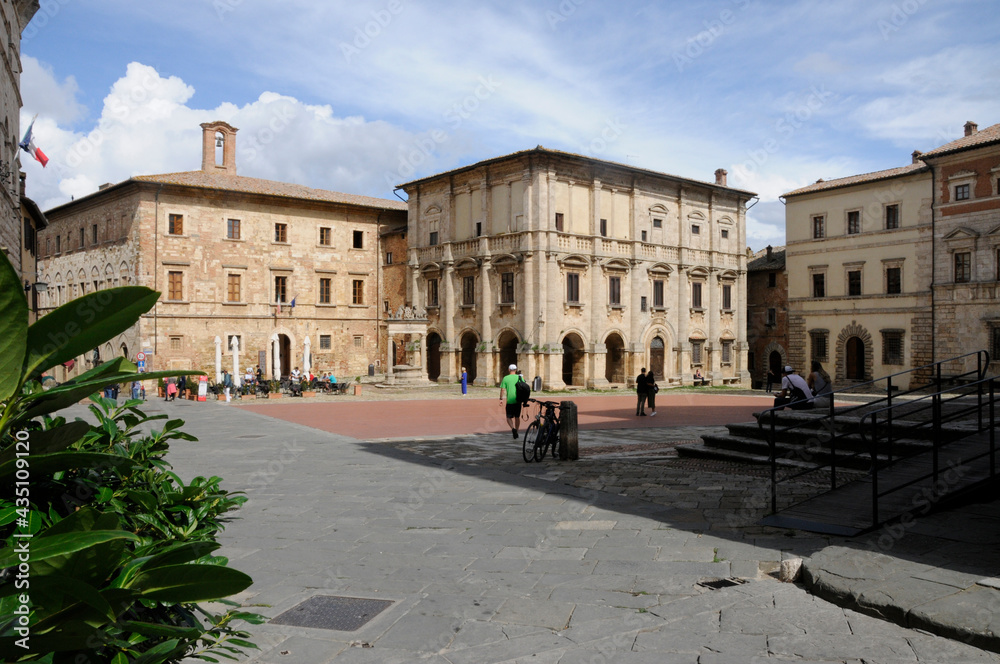 Piazza Grande in Montepulciano