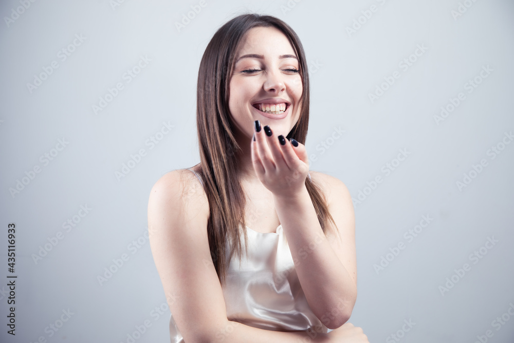 The smileing beautiful young woman The smileing beautiful young woman
