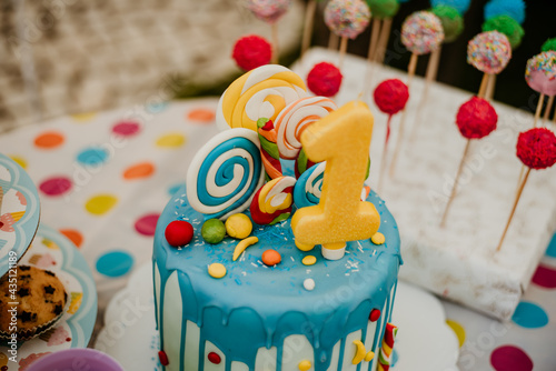birthday decoration balloons cake first popsicles	