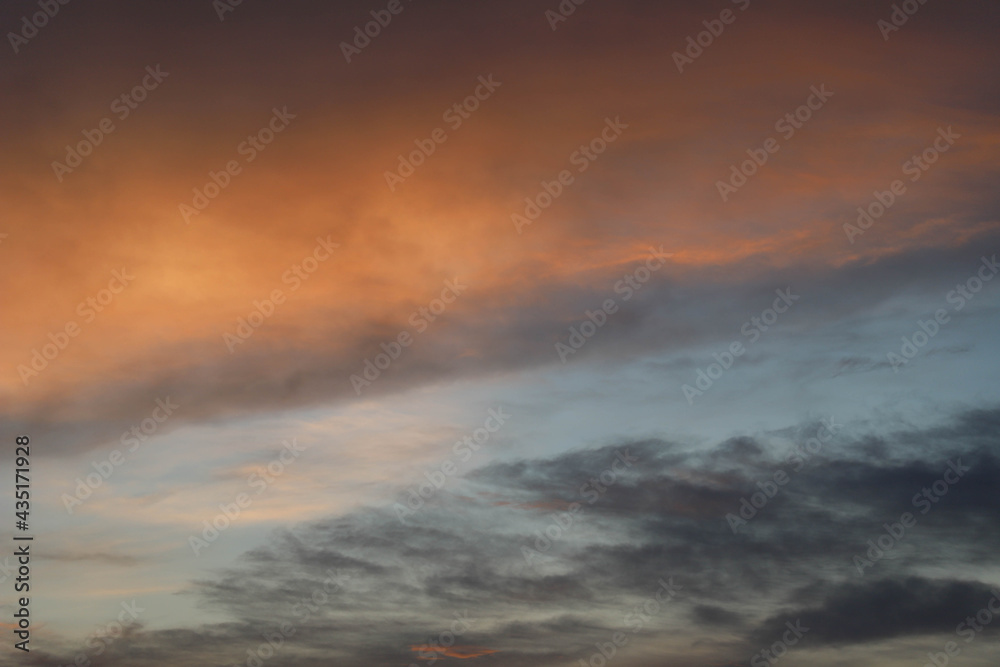 Fototapeta premium Natural sunset heaven vanilla sky