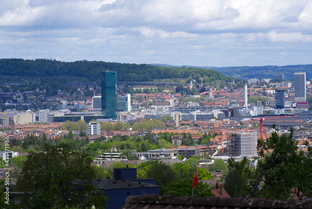 Fototapeta premium Cityscape of Zurich at cloudy day at springtime. Photo taken May 22nd, 2021, Zurich, Switzerland.