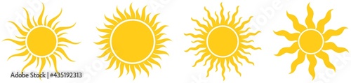 Sonne oder Sonnenschein Symbol Kollektion als Vektor auf einem weißen isolierten Hintergrund.
Gewellte Gezackte Strahlen. Sägezahn design.