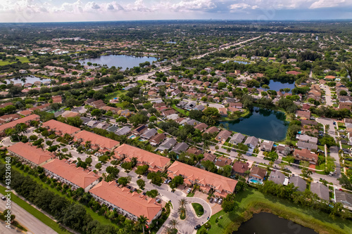 фотографія Residential neighborhoods Cooper City FL