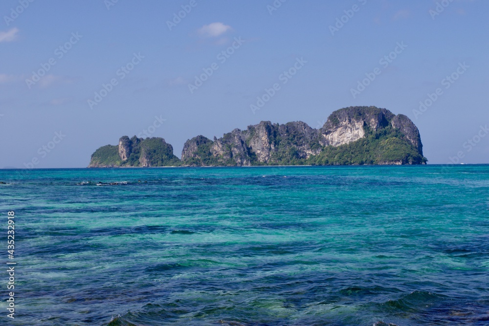 Obraz premium island in the sea, Krabi, Thailand