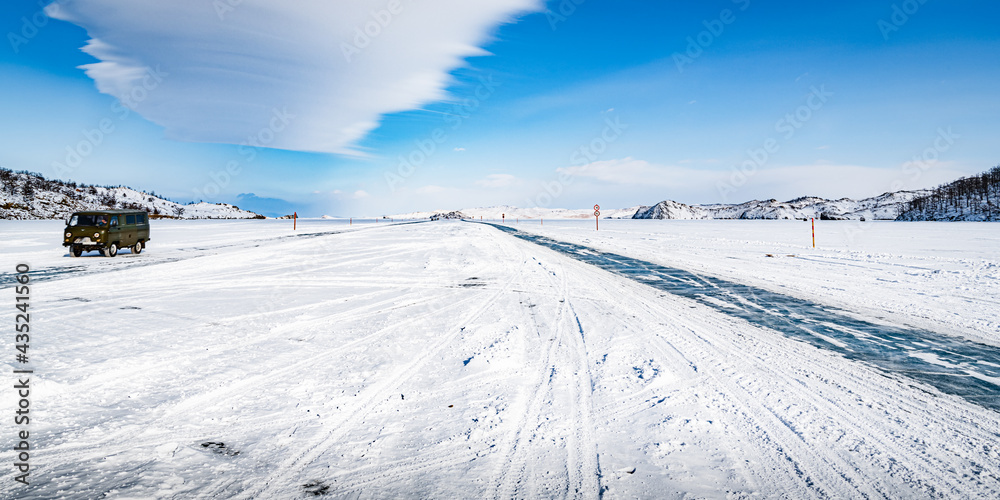 Automobile traffic on the Baikal ice