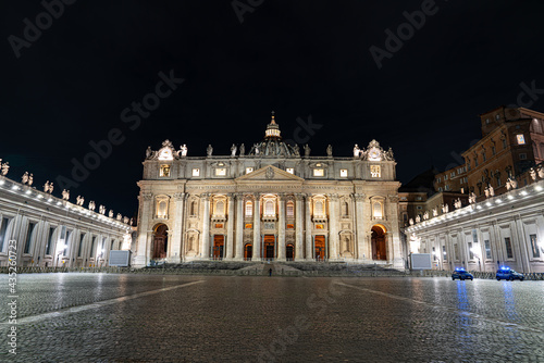 basilica saint peter night rome italy vatican city