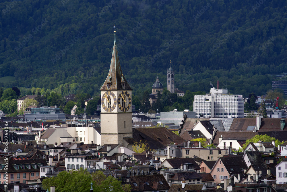 Old town of City of Zurich with churches at springtime. Photo taken May 23rd, 2021, Zurich, Switzerland.