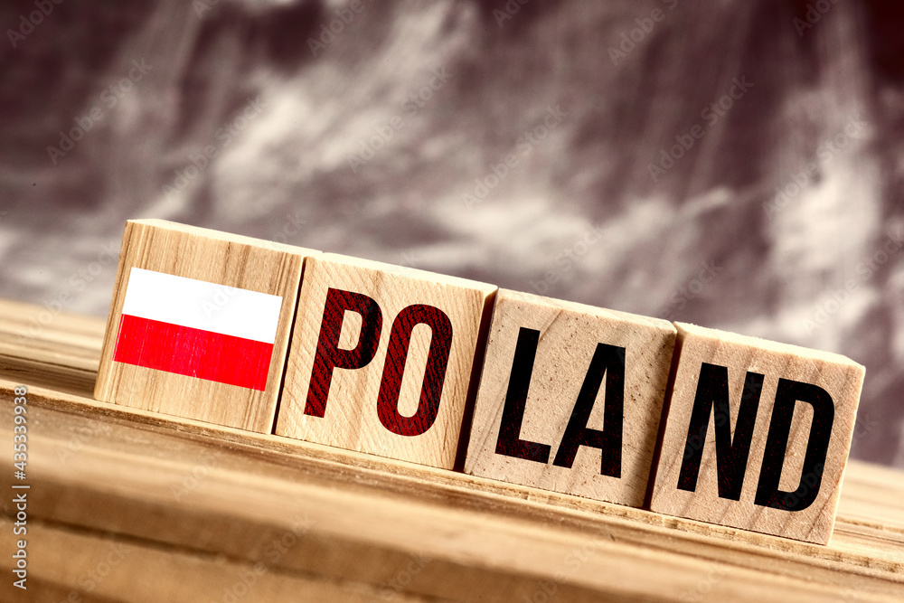 Fototapeta premium Flagge von Polen und das Wort Poland