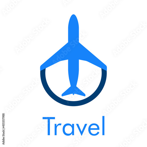 Logotipo con texto Travel y silueta de avión con círculo lineal en color azul