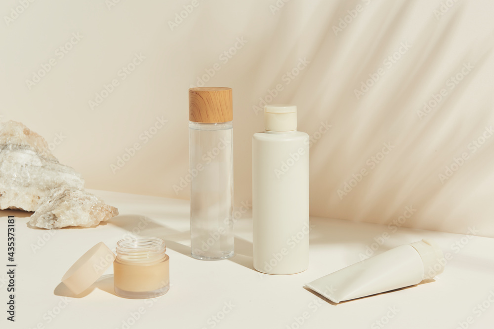 Naklejka premium Set of skin care package design resource