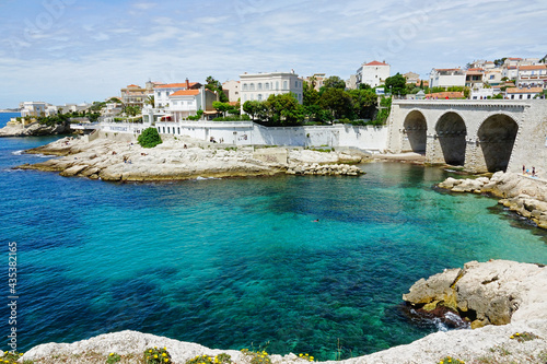 La mer turquoise depuis le sentier littoral de Marseille, Bouches du Rhône, Provence-Alpes-Côte d'Azur, France