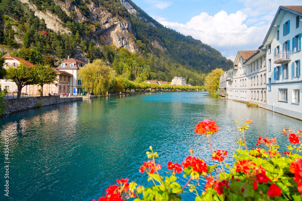Weltberühmtes Dorf Interlaken in den Alpen, Schweiz