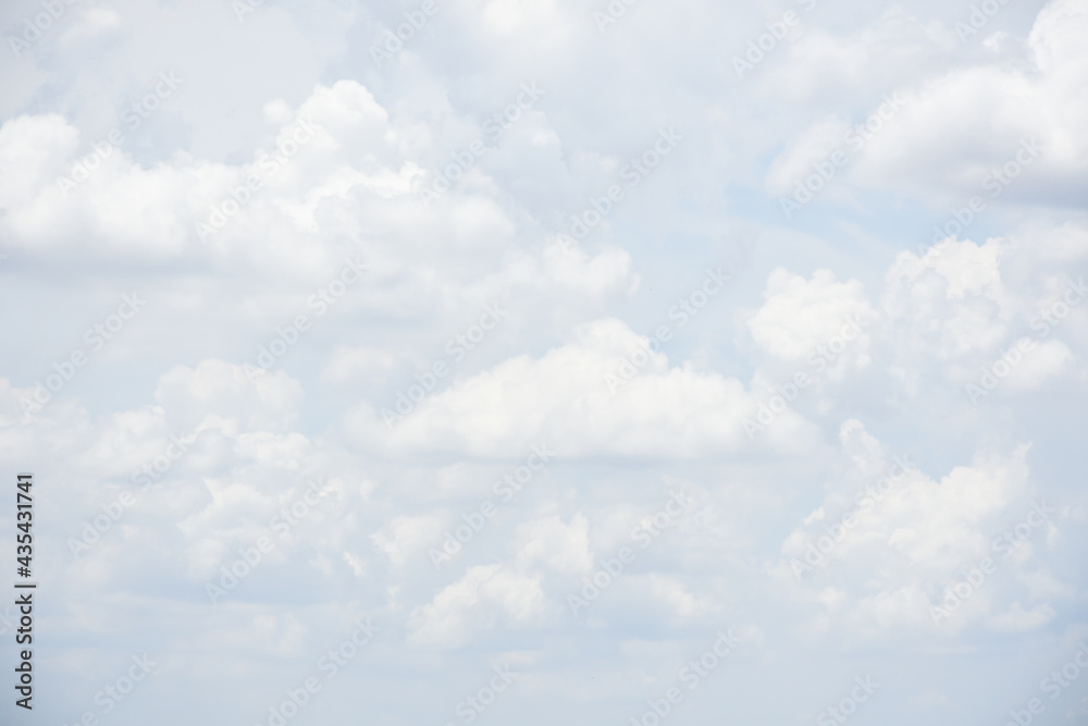 Obraz premium blue sky with white clouds