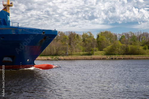 Bug / Schiffsbug von Containerschiff auf dem Nord-Ostsee-Kanal. photo