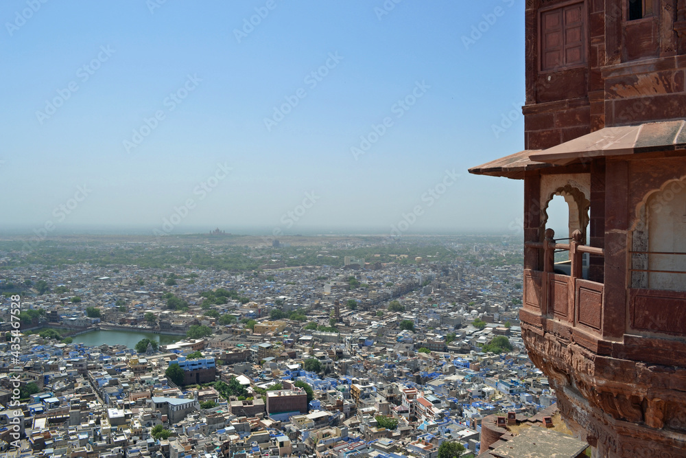 Wunderbare Aussicht Mehrangarh Fort, Jodhpur, Rajasthan, Indien, Rao Jodha, Panorama, blaue Häuser, blauer Himmel, Sonenschein, Tag, draußen