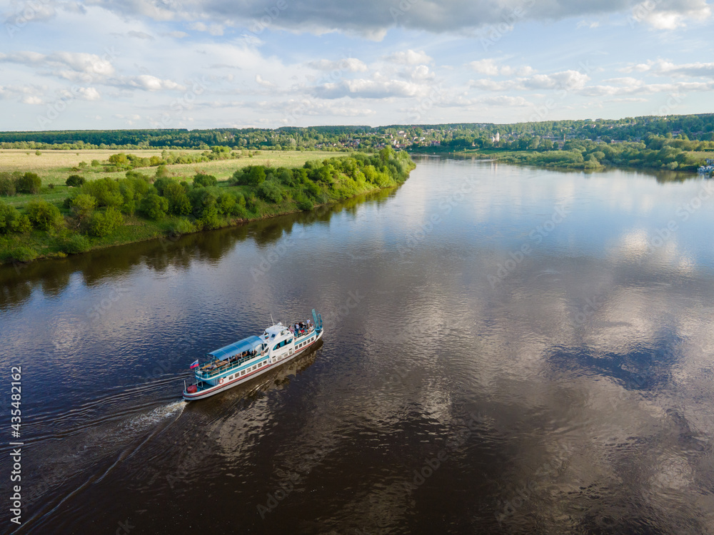 Fototapeta premium Tarusa, Russia, Oka river. Таруса, река ока панорама.