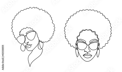 Afro American woman in a modern one line style.