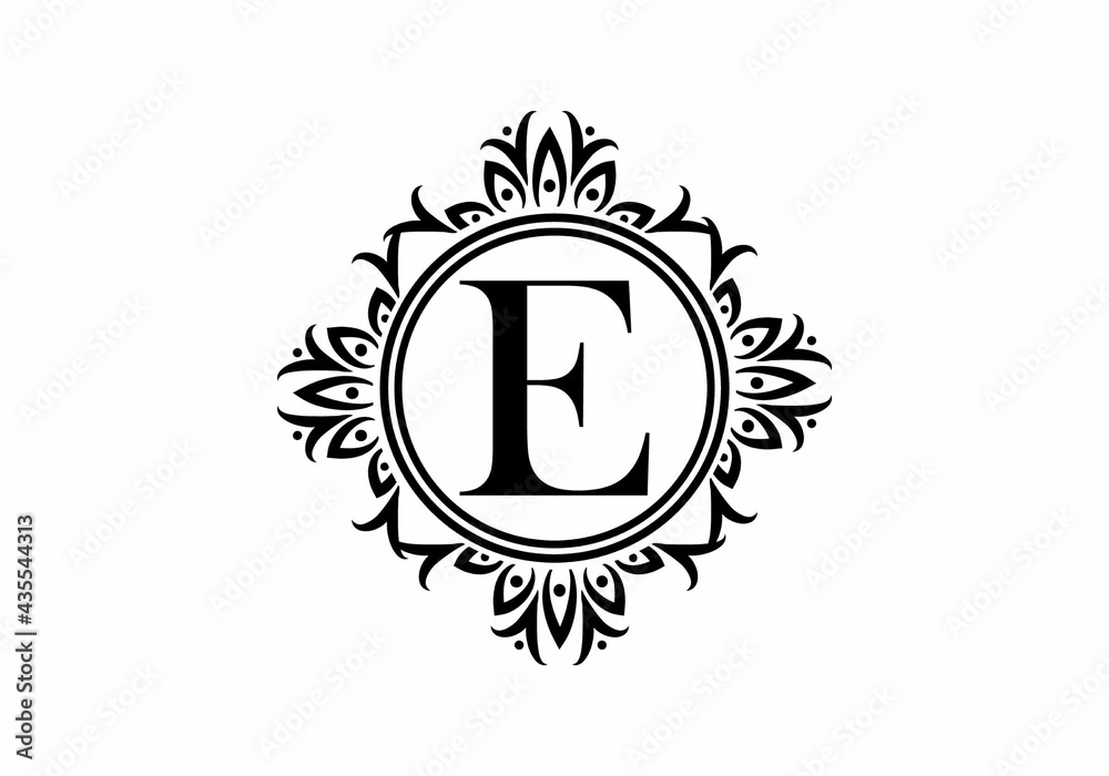 Fototapeta premium Black initial E letter in classic frame