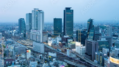 Wallpaper Mural 都市と交通　夕暮れ　タイムラプス　ズームイン Torontodigital.ca