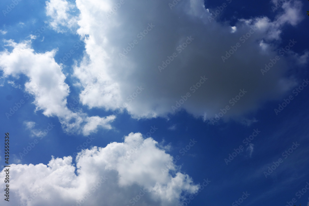 Obraz premium blue sky with clouds